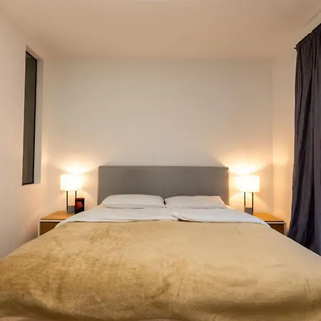 2-zi Zentral I Tiefgaragenstellplatz I Kongresscenter Und Staatstheater I Neubau I Garten * Wiesbaden